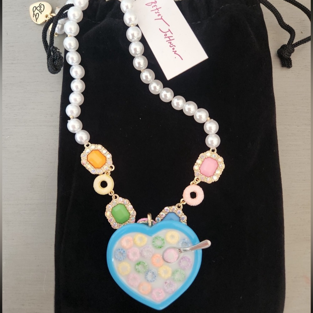BETSEY JOHNSON Fruit Loop Cereal Faux Pearl & Crystal Accents Necklace NEW NWT - Picture 14 of 15